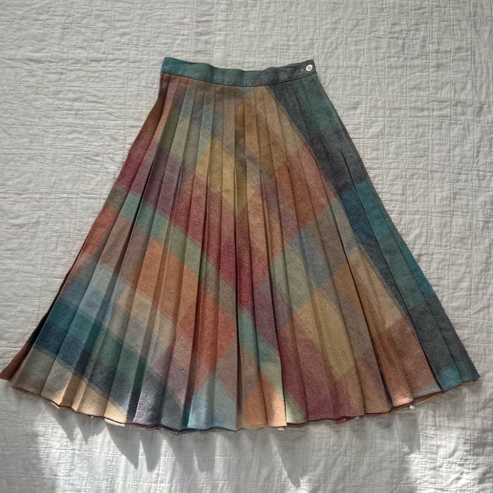 Vintage 1970s–1980s Wool Pleated Midi Skirt 🌈